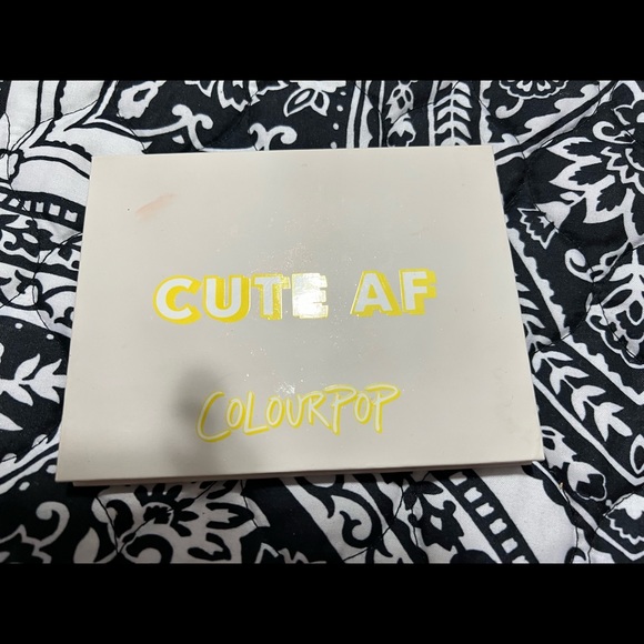 Set of 3 eyeshadow palettes - Picture 4 of 7